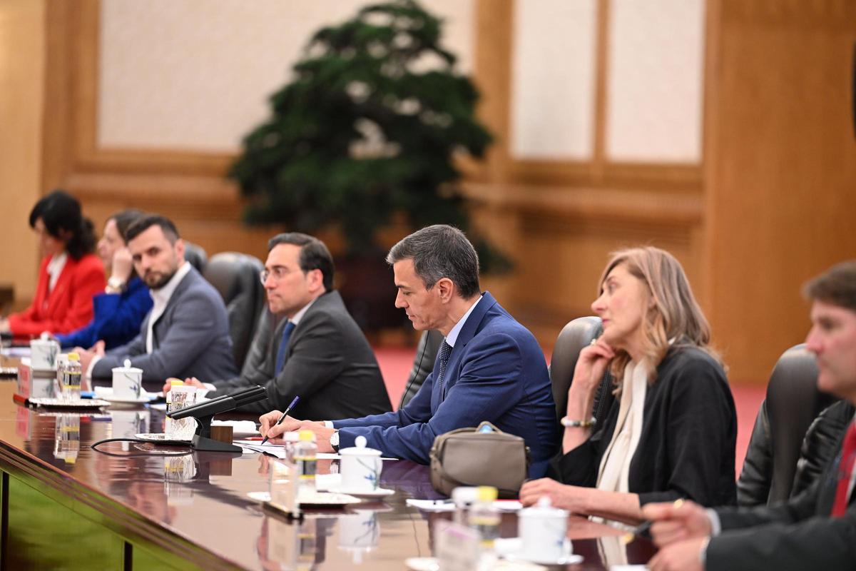 El president del govern d'Espanya, Pedro Sánchez, al Gran Saló del Poble, a Beijing, aquest dimarts