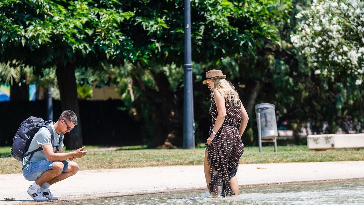 Así vive València el segundo día de la ola de calor