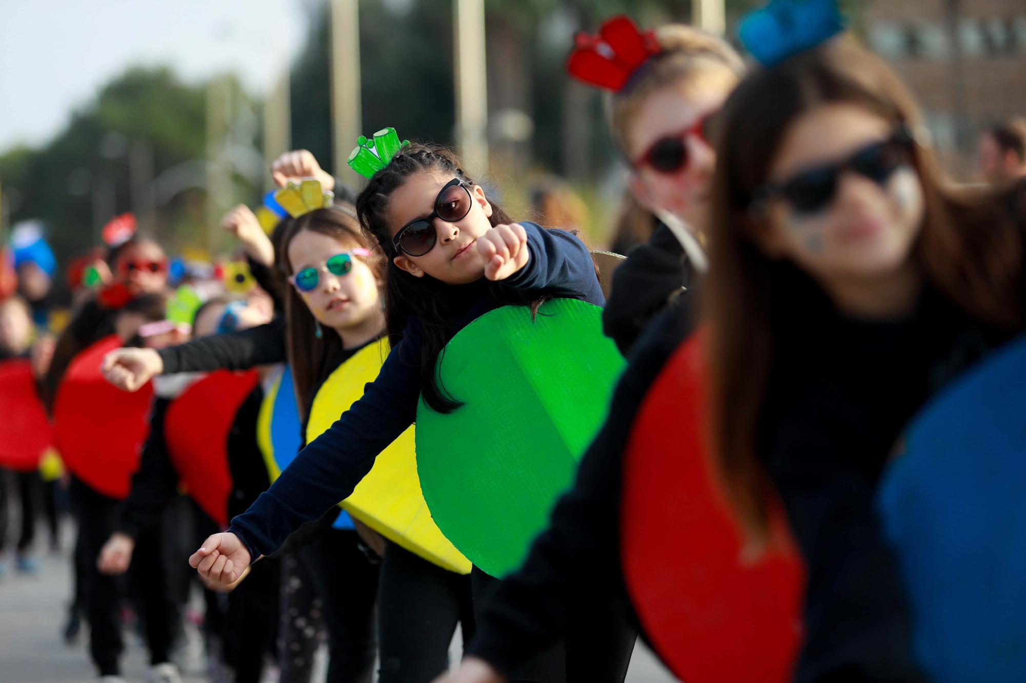 Todas las imágenes de la rúa de carnaval 2023 en Santa Eulària