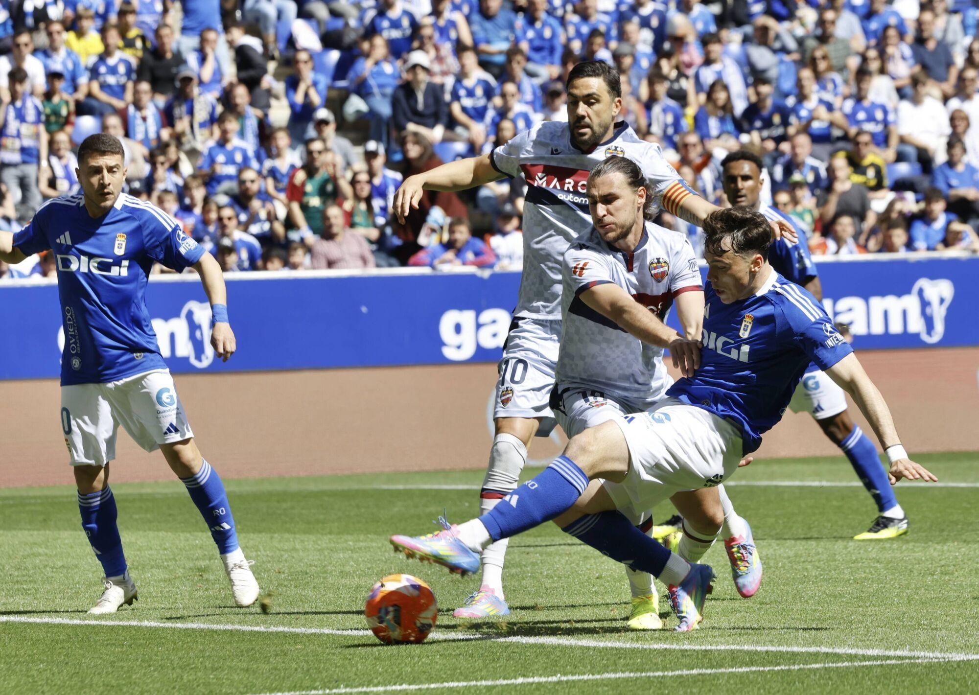 Así fue el partido entre el Oviedo y el Levante