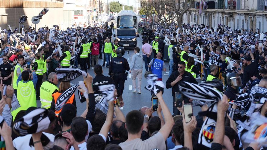 El sueño del Castellón: «Sería muy bonito volver todos los autobuses juntos de Murcia hasta la fuente de Castalia»