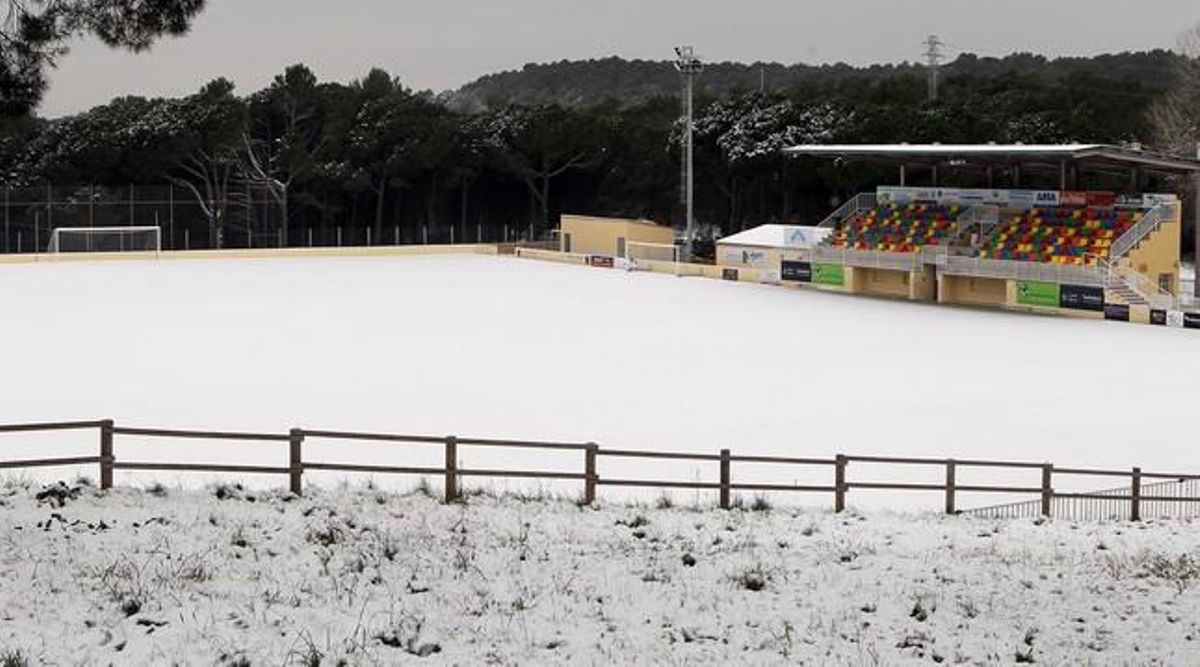 Camp de futbol de Begur (Baix Empordà)