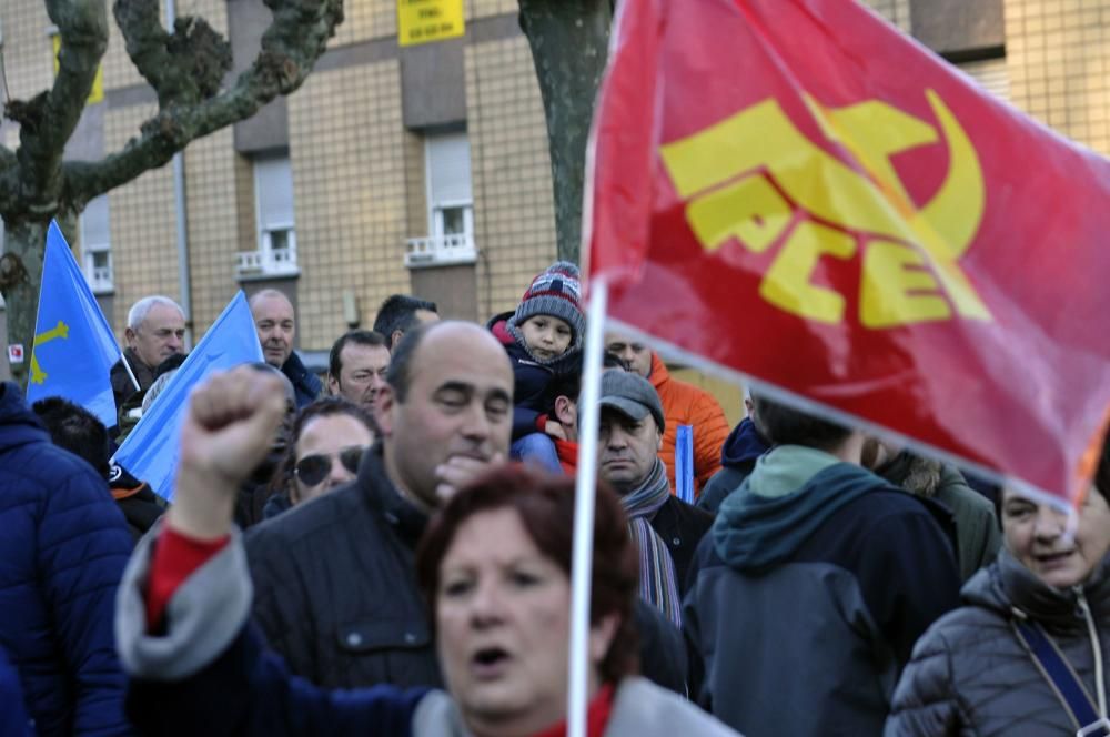 Protesta por el cierre del Pozo María Luisa