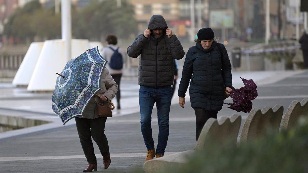 El tobogán térmico llega a España, produciendo cambios de temperatura y precipitaciones.