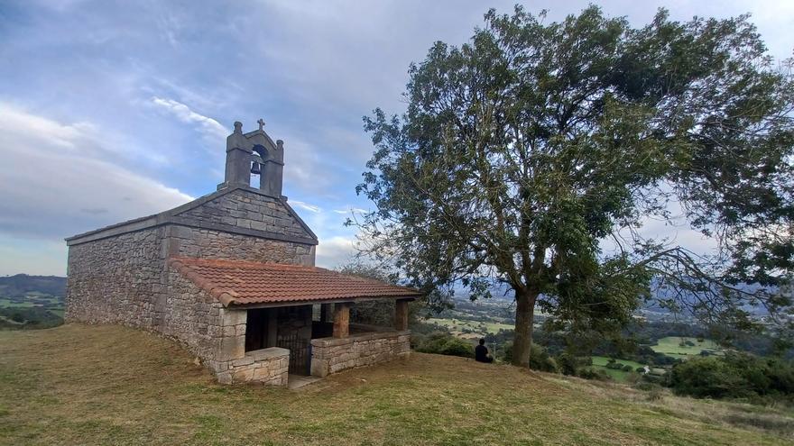 De Bonielles a la capilla de El Fresno, la senda meno llana de Llanera hacia la ermita con las mejores vistas del concejo