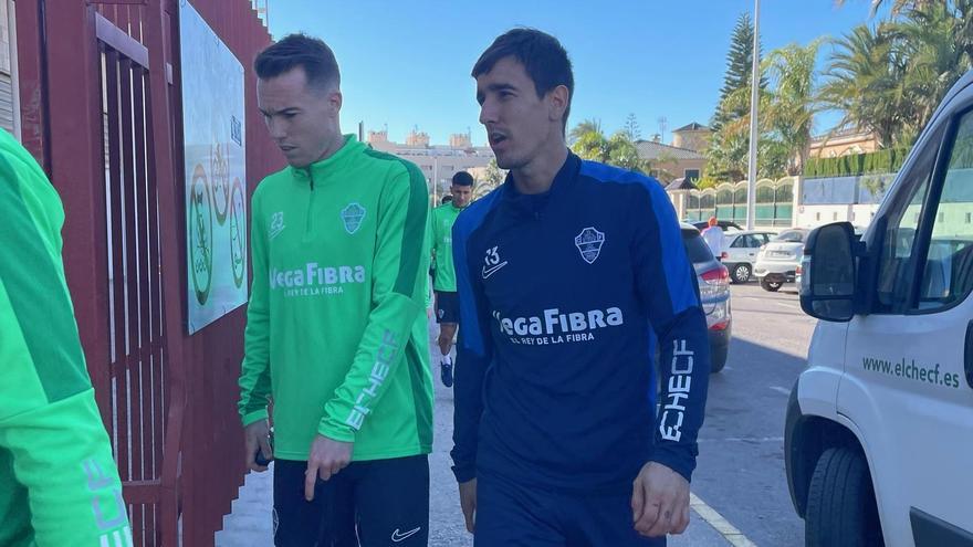 ¿Podría volver Edgar Badia a ser titular con el Elche en Liga este domingo?