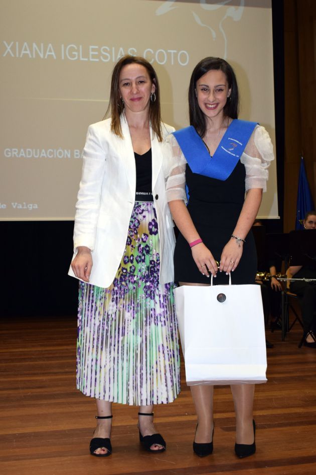 Un momento de la fiesta de graduación del IES de Valga.