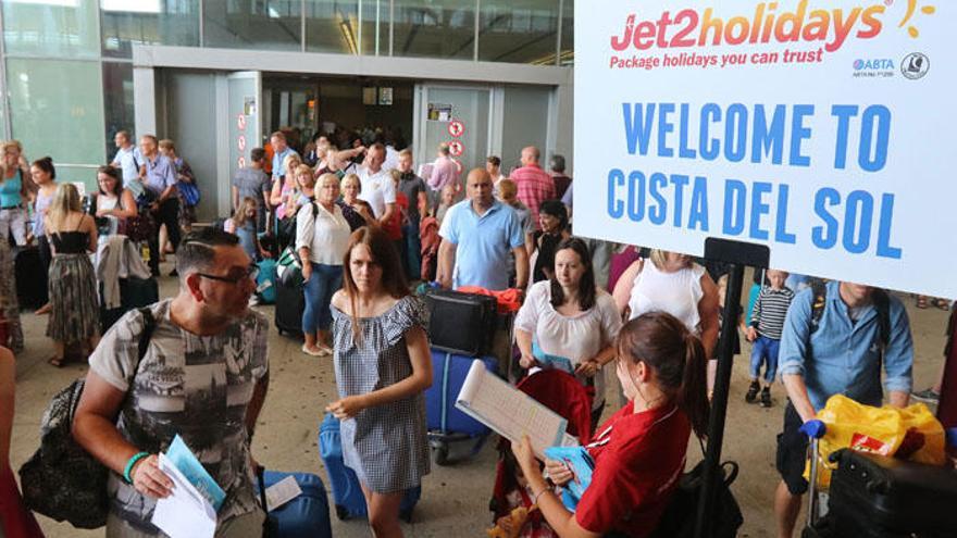 Llegada de turistas en el aeropuerto de Málaga-Costa del Sol.