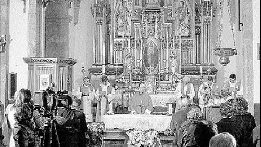 La celebración religiosa que sirvió para homenajear al beato Félix Alonso Muñiz.