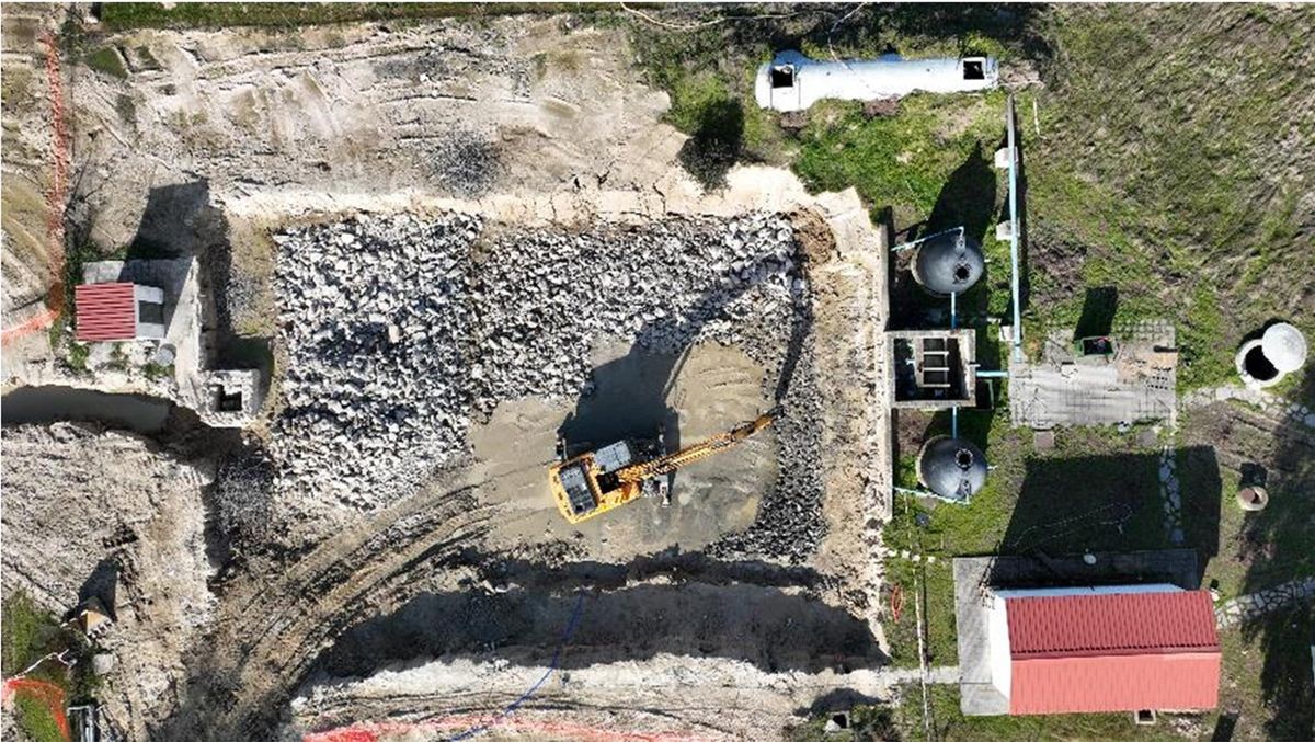 Obras de construcción de la EDARi de Peraleda de la Mata.