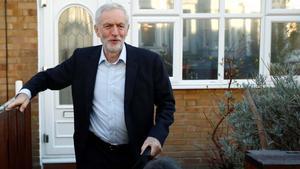 Jeremy Corbyn apoya la celebración de un segundo referéndum sobre el ’brexit’.