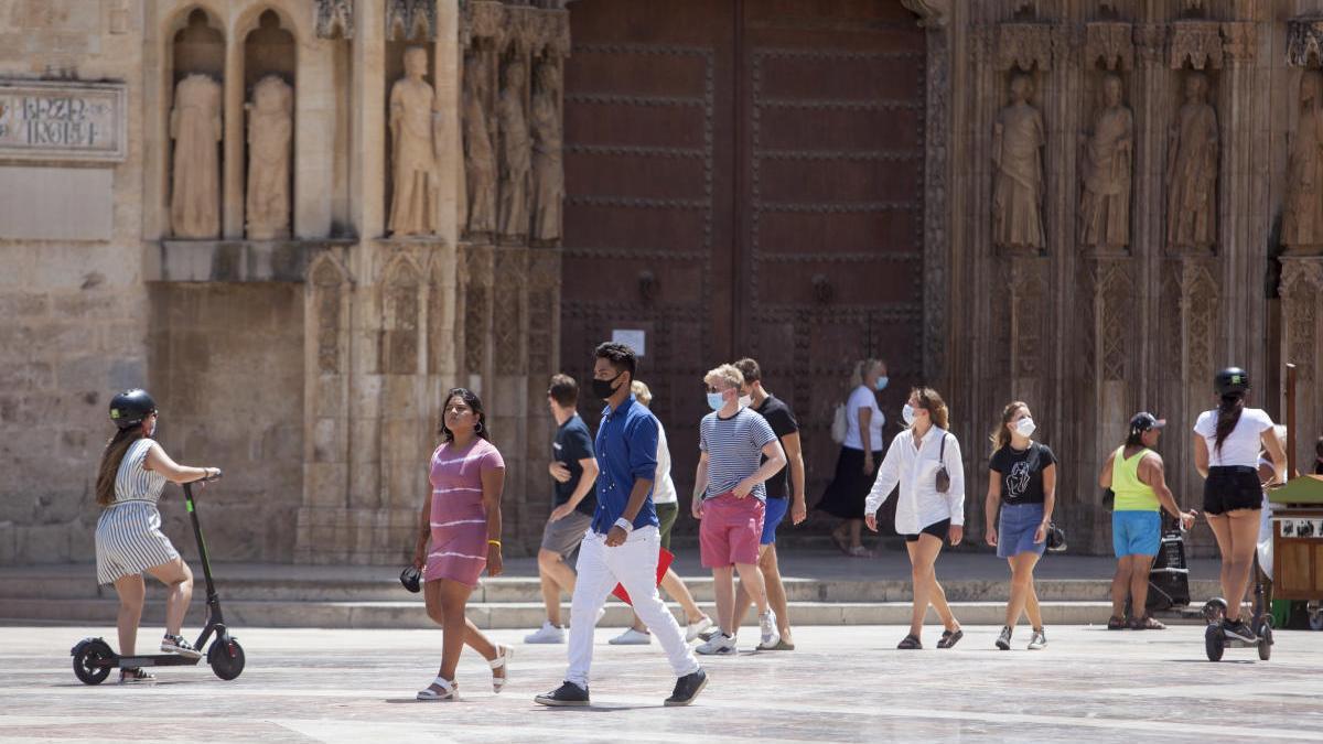 Las hospitalizaciones suben un 45 % en una semana en la C. Valenciana