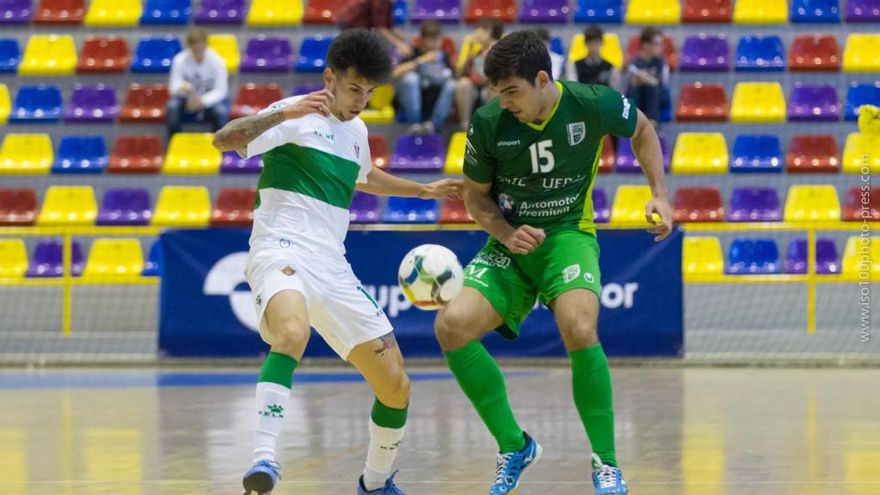 El UMA gana al Elche 1-0, pero se queda sin ascenso directo