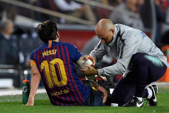 La lesión de Leo Messi empañó el triunfo del Barça