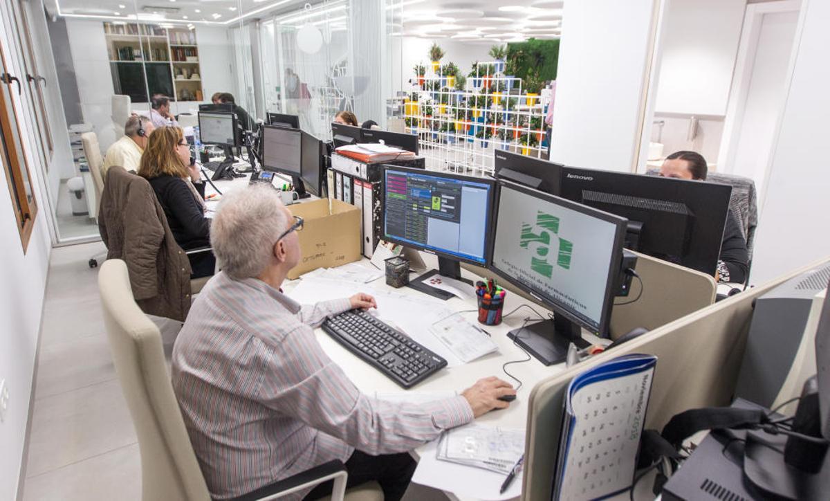 Las nuevas instalaciones del COFA, que se inauguraron el 16 de noviembre, presentan una reforma integral del edificio, que puedes comprobar en el curioso vídeo de este artículo