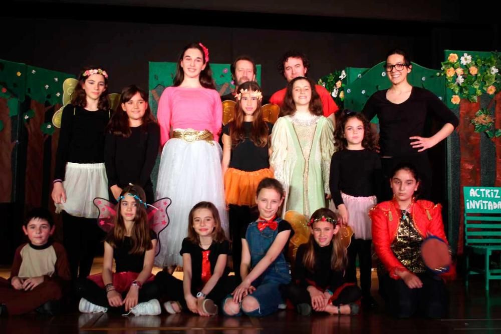 'El reino del derroche' Grupo de teatro la Guagua - Club de Campo de Ferrol (infantil)