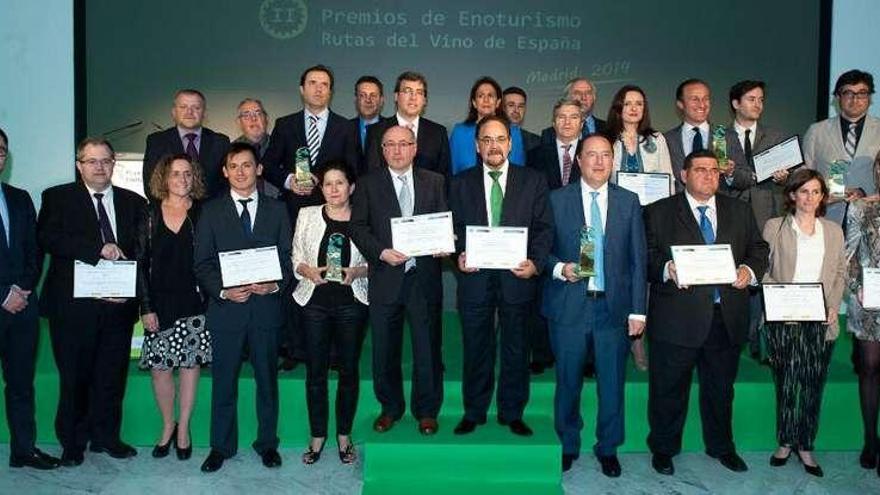 La entrega de premios a las Rutas de los Vinos de España, entre las que está Rías Baixas.  // FdV