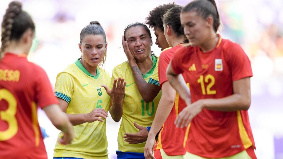 Marta es expulsada ante España y llora desconsolada: han podido ser sus últimos minutos en unos Juegods Olímpicos