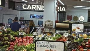 El consumidor opta pel producte de proximitat al cistell de la compra
