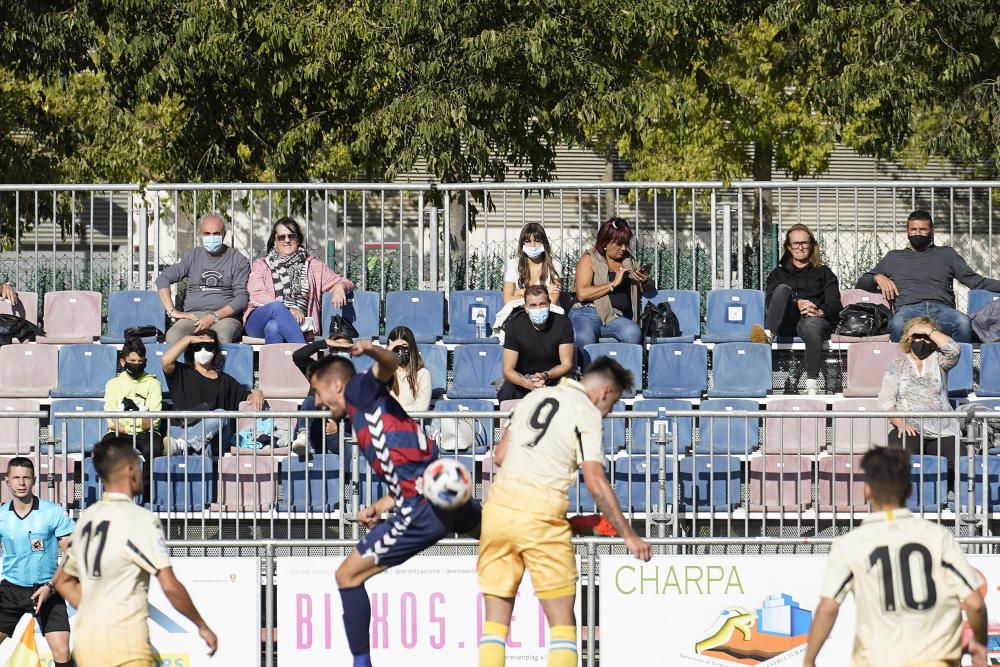 Llagostera - Espanyol B en imatges