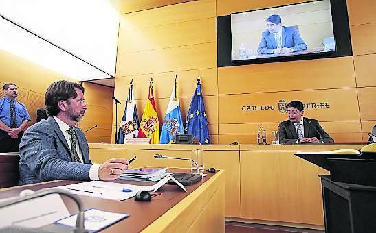 Moción en el Cabildo tinerfeño, el 24 de julio