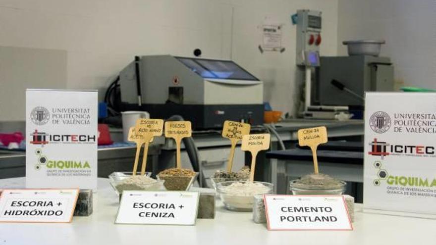 Materiales usados por los investigadores valencianos y brasileños para el nuevo cemento.