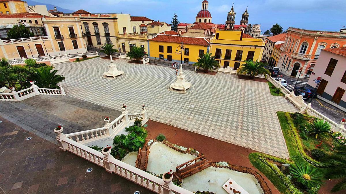 La plaza del Ayuntamiento de La Orotava.