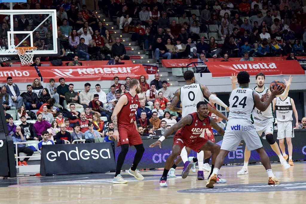 Revivie la gran victoria del UCAM Murcia - Joventut en imágenes