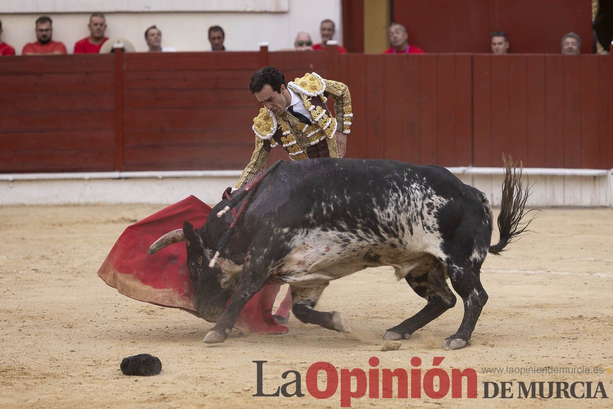 Tarde histórica en Abarán con la alternativa de José María Trigueros y el indulto de Tomás Rufo, junto a Castella salieron a hombros