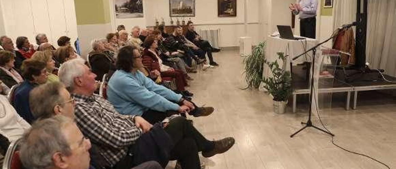 Luigi Toffolatti, durante su intervención.