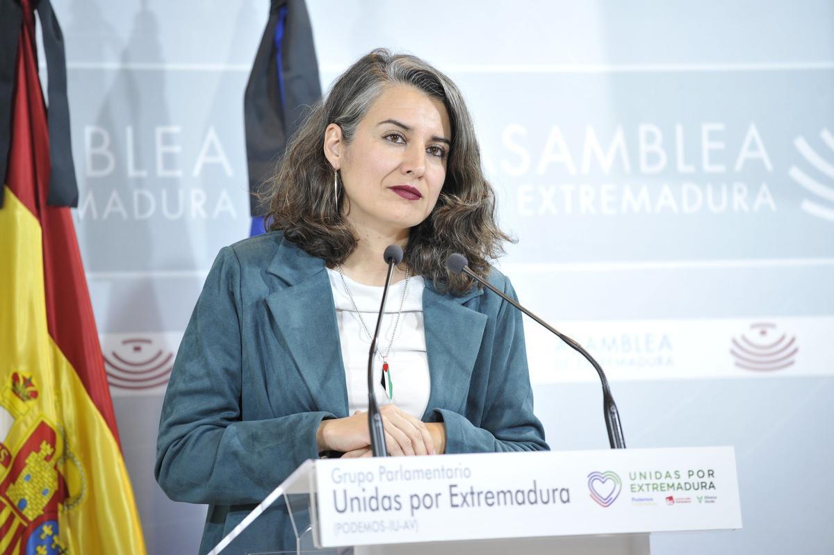 La portavoz de Unidas por Extremadura, irene de Miguel.
