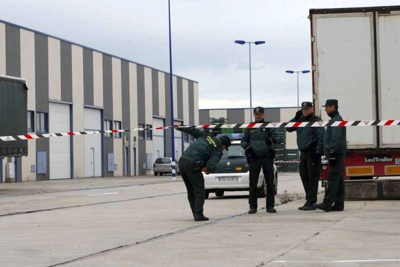 Fotogalería del encierro de un hombre antes de un desahucio