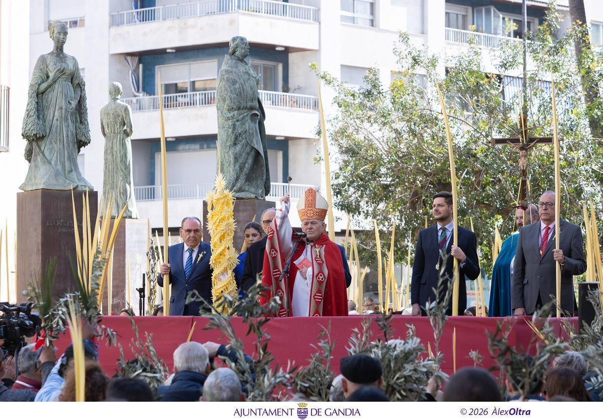 Gandia abre la Semana Santa con el Domingo de Ramos y el Vía Crucis Viviente