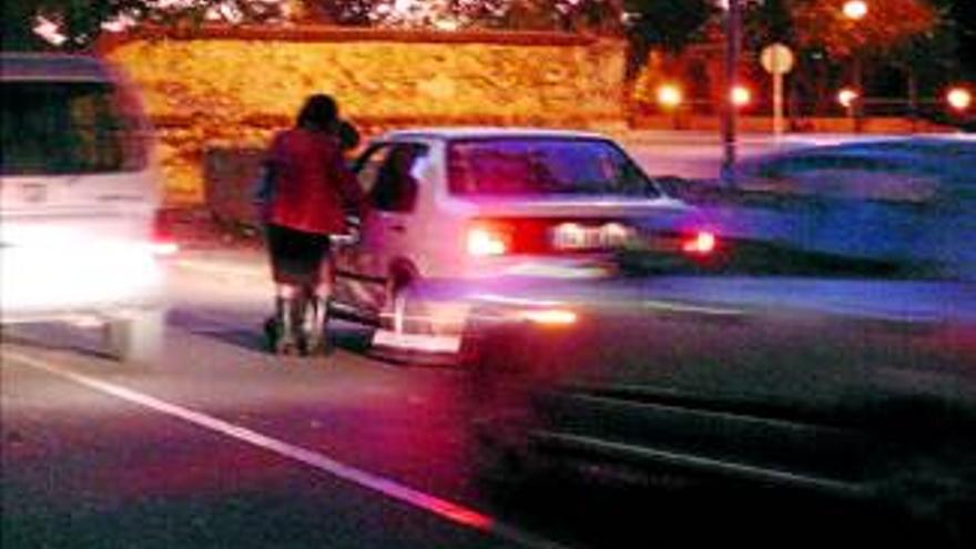 La policía local ha puesto 25 denuncias por prostitución en la calle en el último año