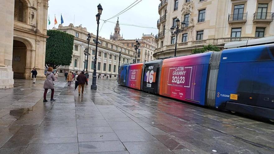 Sevilla &#039;perrea&#039; con los Grammy Latinos: más de 30 fiestas ponen a la ciudad a bailar y facturar