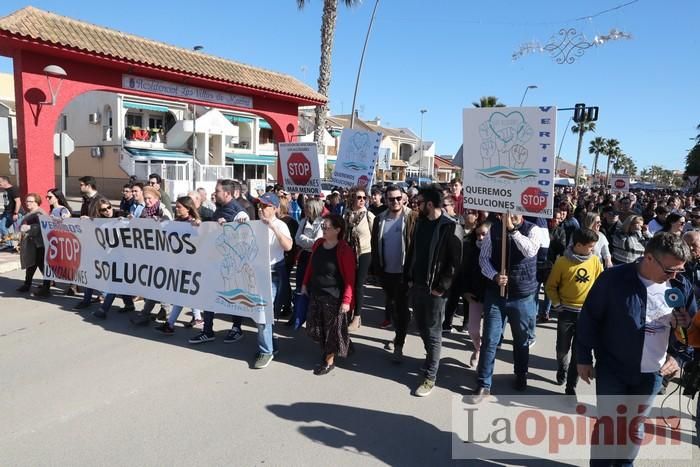 Los Alcázares se echa a la calle para exigir soluciones a las inundaciones