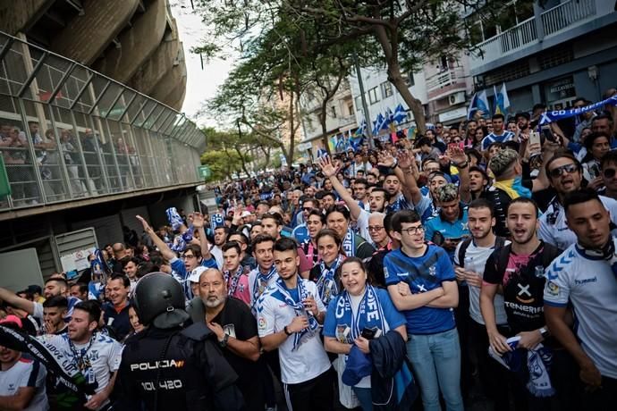 El hervor de la afición en el Derbi CD Tenerife- UD Las Palmas