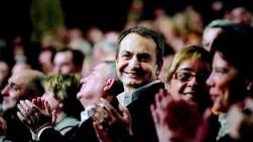 Zapatero celebra el veto a todos los que amparan la violencia