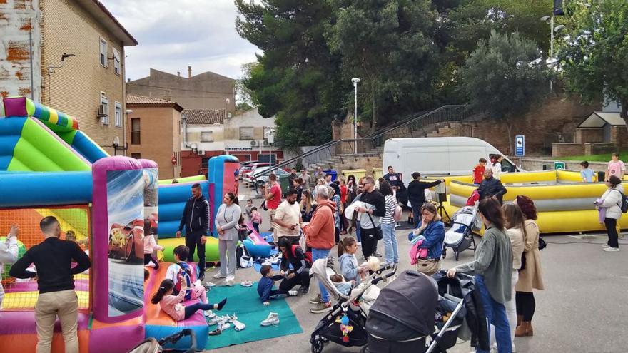 Hinchables y juegos para los más pequeños del municipio. | ISABEL SAUCO