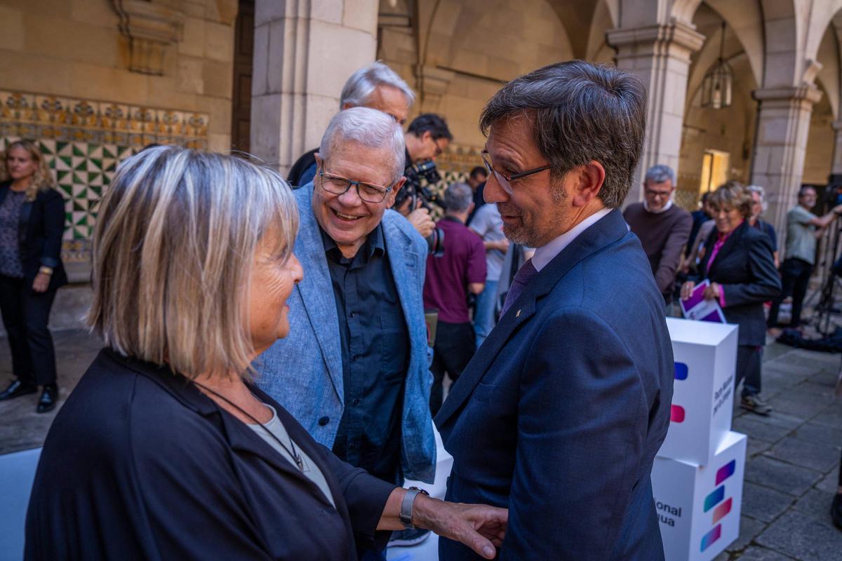 Acto de firma del Pacte Nacional per la Llengua