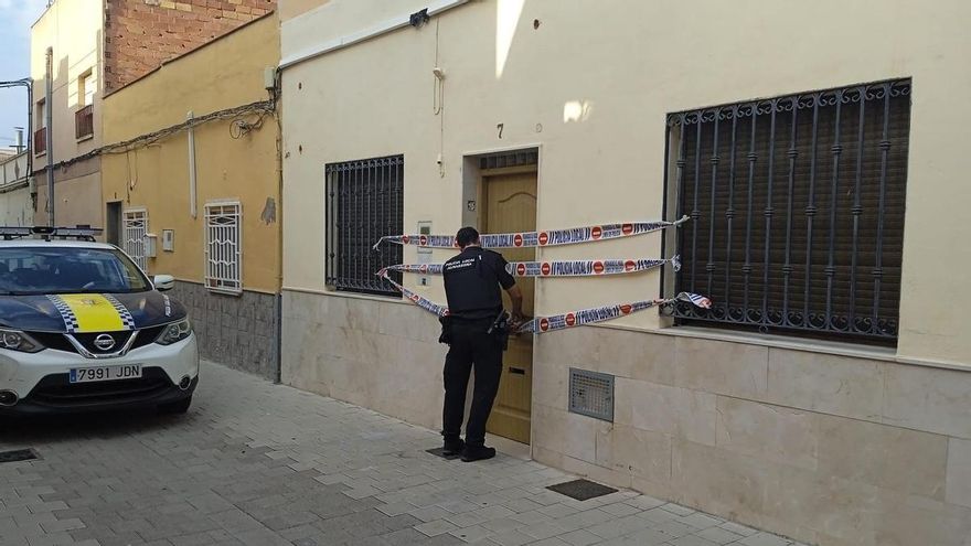 El aviso de una vecina evita que unos okupas asalten una casa en Almassora
