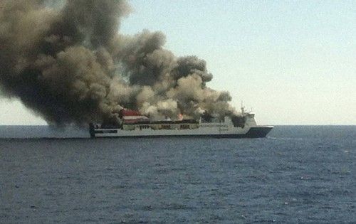 EVAC?AN POR UN INCENDIO UN FERRY QUE HAC?A LA RUTA PALMA-VALENCIA