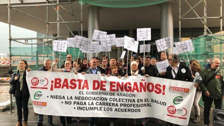 Los sindicatos convocan protestas ante las puertas del Salud