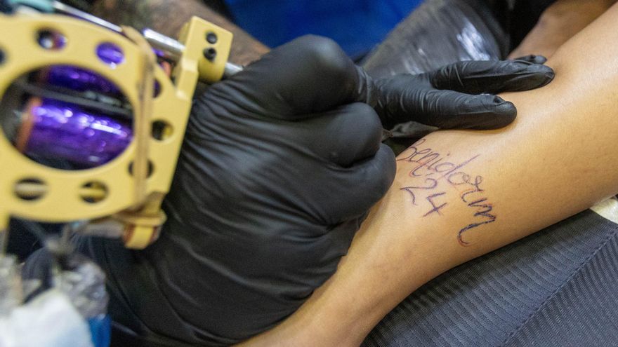 Con Benidorm tatuado en la piel