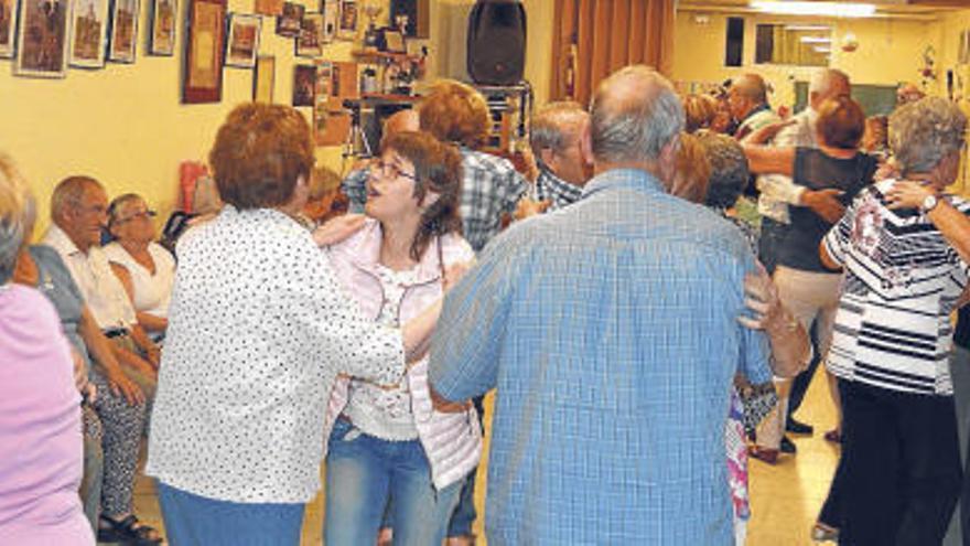 Més de 50 persones, a la presentació de les activitats de Cots, Guix i Pujada Roja