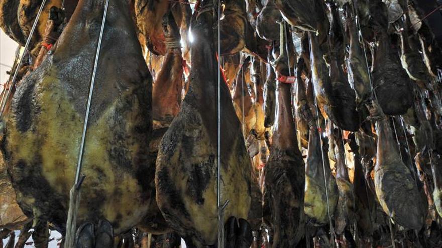 El caso de los jamones caducados llevó a destruir unos 275.000 kilos de productos