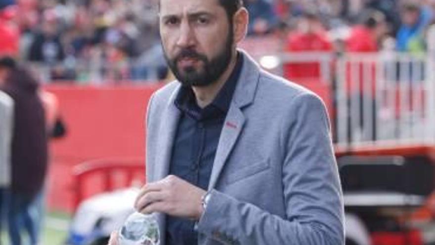 Pablo Machín, durant un partit a l&#039;estadi de Montilivi.