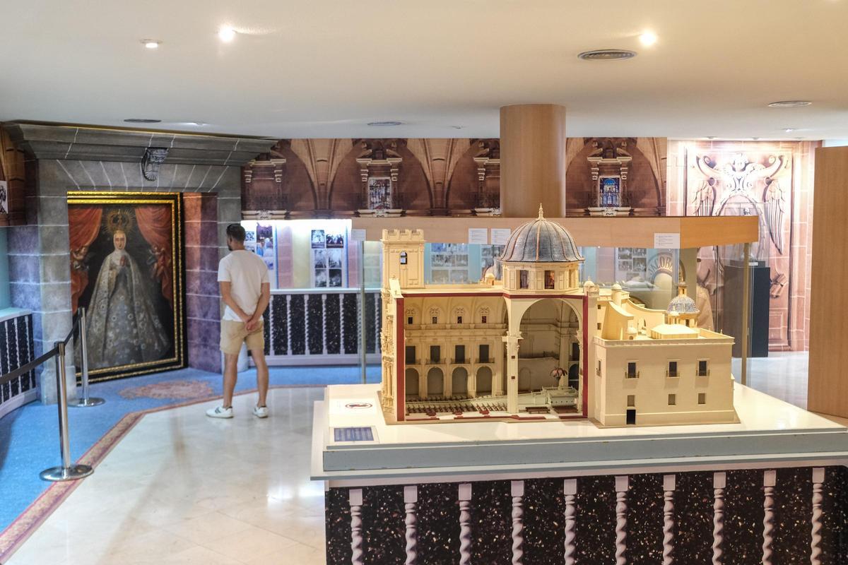 El nuevo relato expositivo muestra el Misteri d’Elx como una celebración cultural, religiosa y social que implica a toda la ciudad.