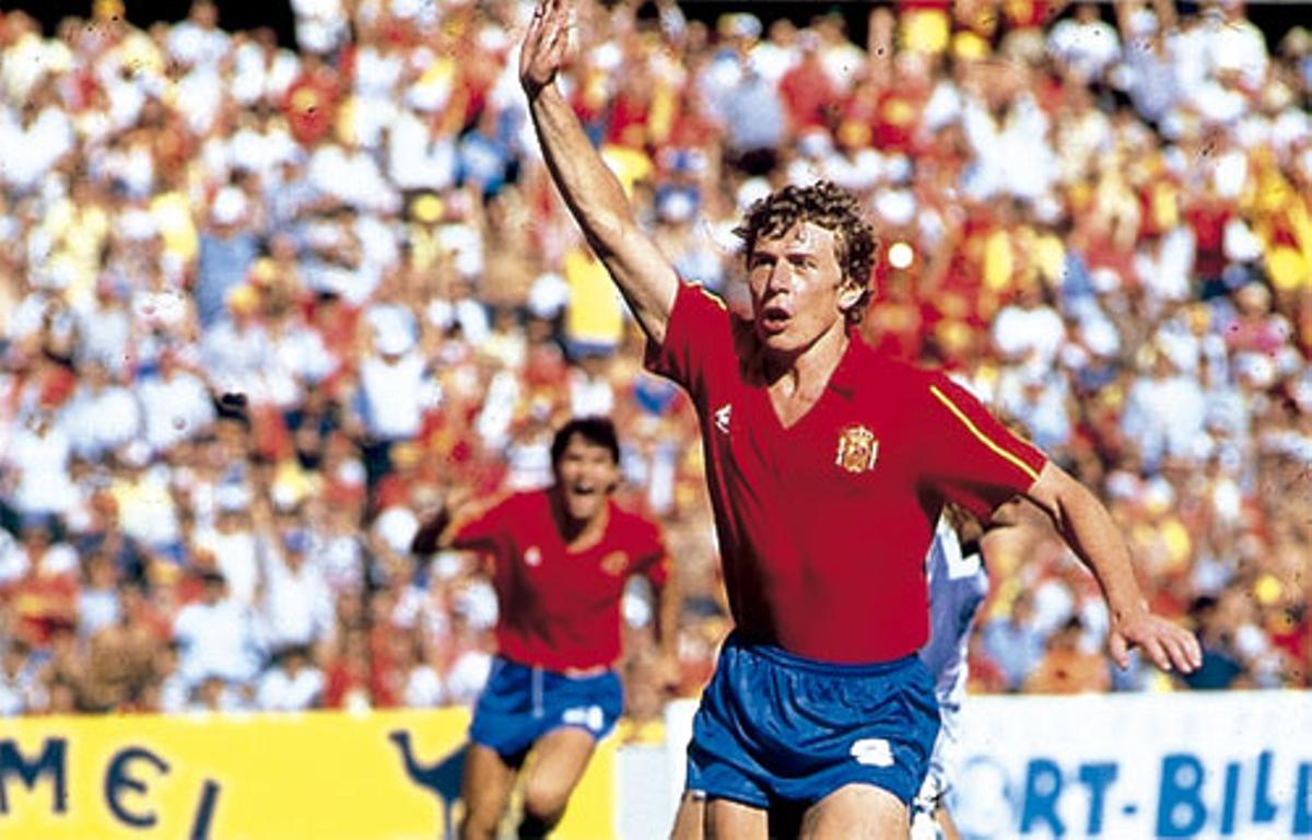 Emilio Butragueño visitó Castalia en el amistoso España-Luxemburgo en 1987 y en el España-Portugal en 1991.