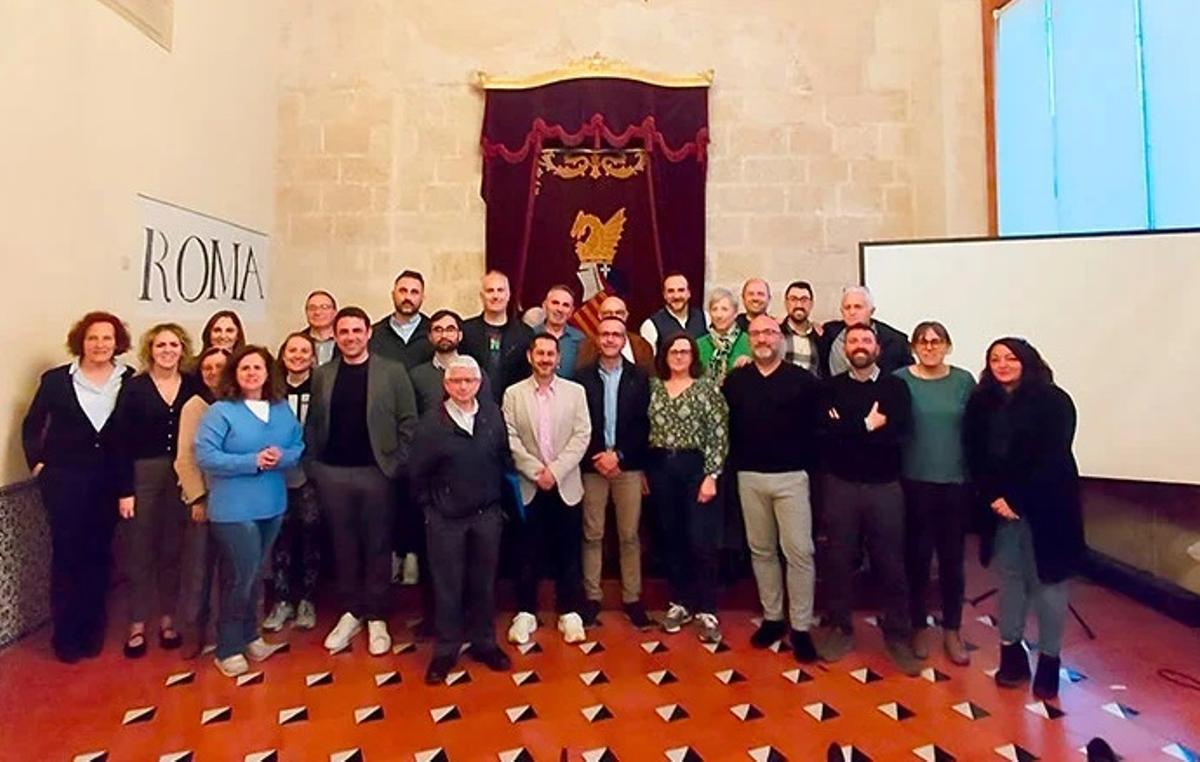 Pleno de la Mancomunitat La Costera-Canal tras aprobar los presupuestos.